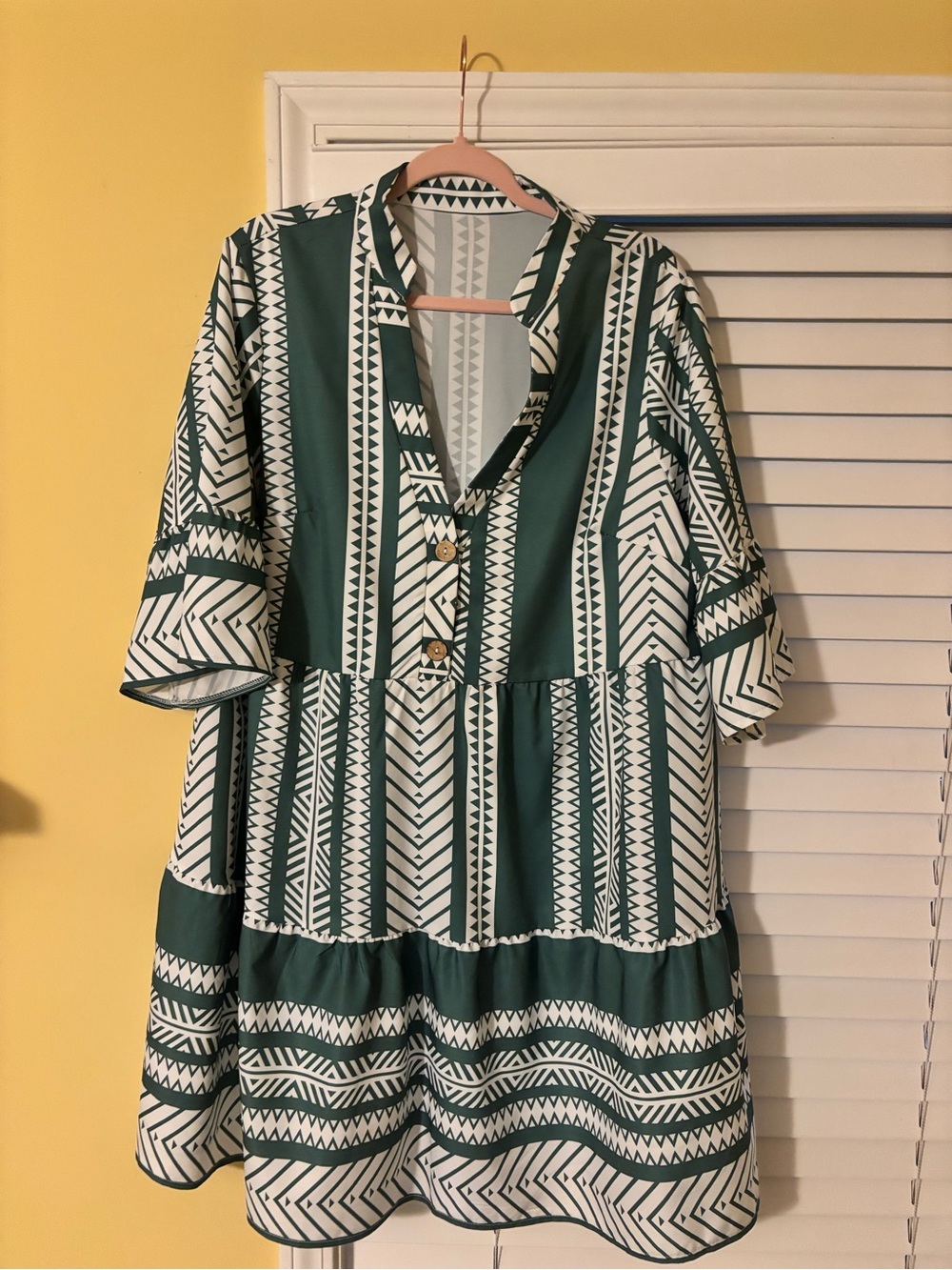 Green & White Geometric Tiered Women's Dress